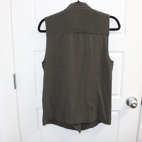 Aritzia Babaton Redford Blazer Vest Olive Green Moto Zip Utility Sleeveless 4 - Picture 3 of 3